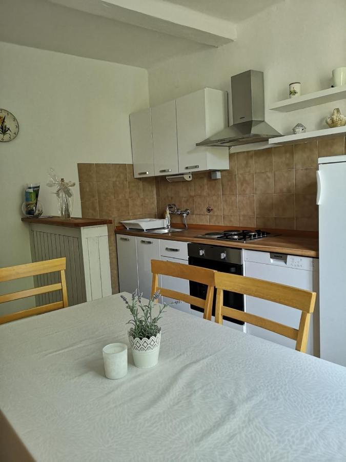 Apartment Kalavojna Rakalj Ngoại thất bức ảnh
